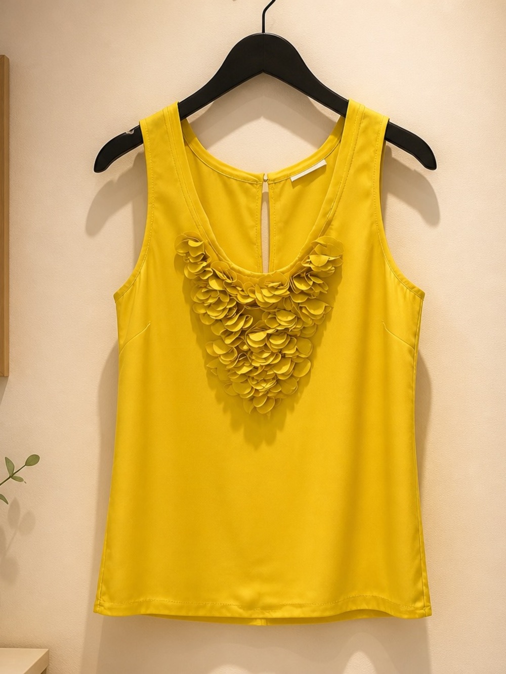 New York & Company Bright Yellow Floral Petal Scoop Neck Camisole